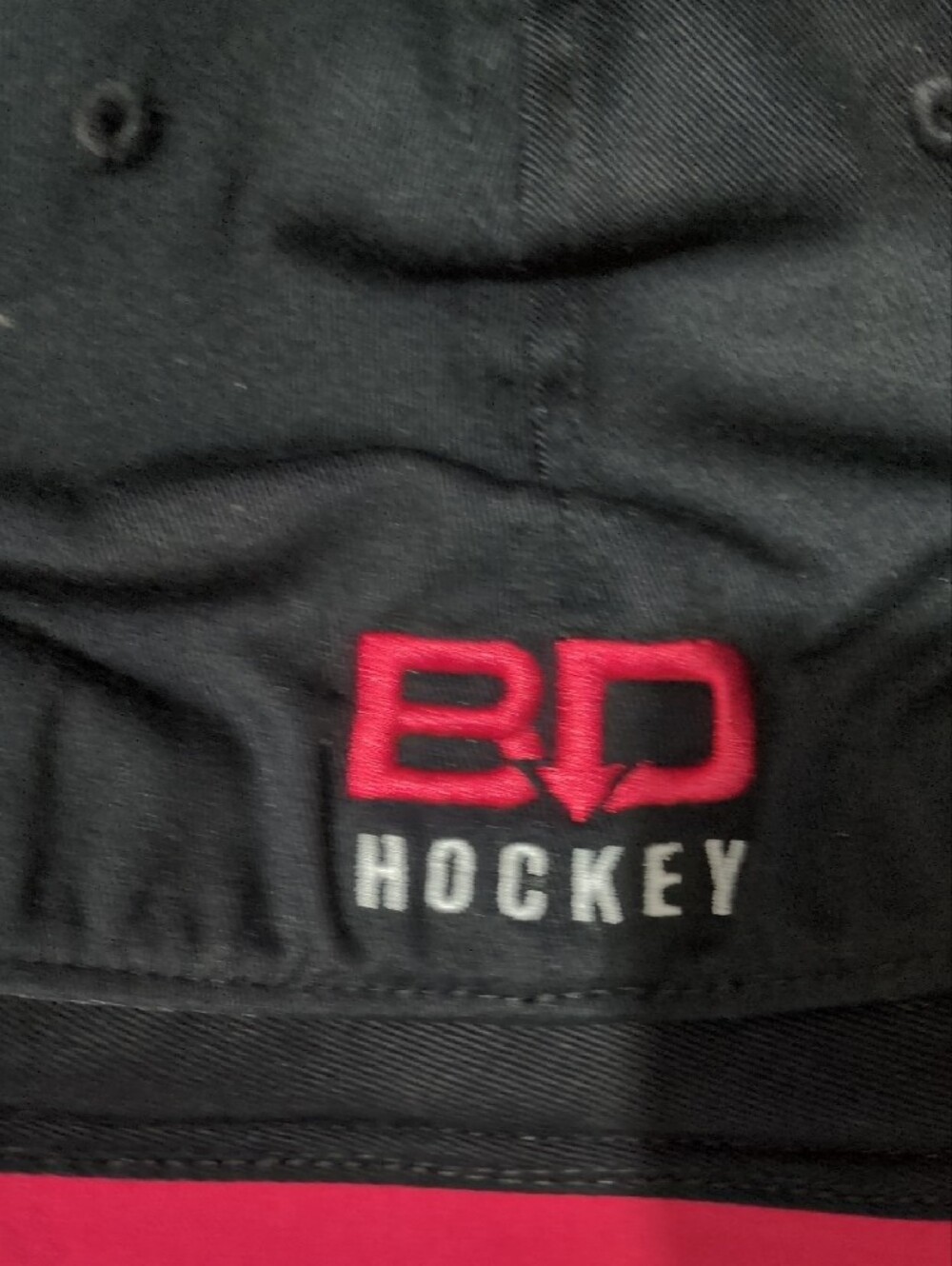 Red & Black Embroidered Baseball Cap - Picture 3 of 4